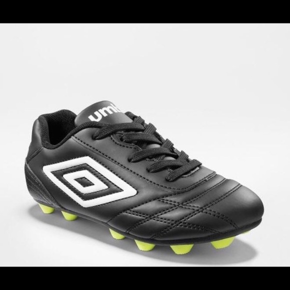 umbro kids soccer cleats